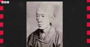 Het curieuze verhaal van de eerste Japanse professionele fotograaf die zijn nalatenschap letterlijk begroef