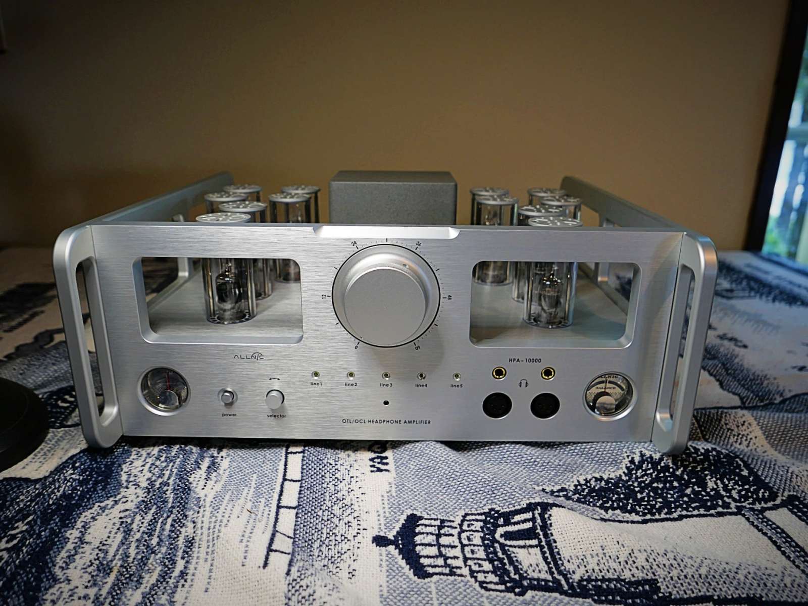 allnic audio hpa-10000 line stage and headphone amp