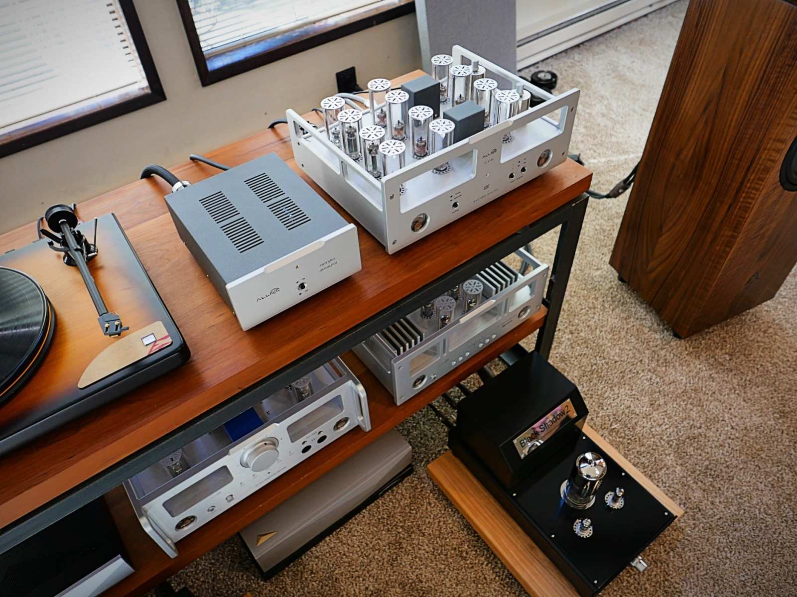 allnic audio hpa-10000 line stage and headphone amplifier