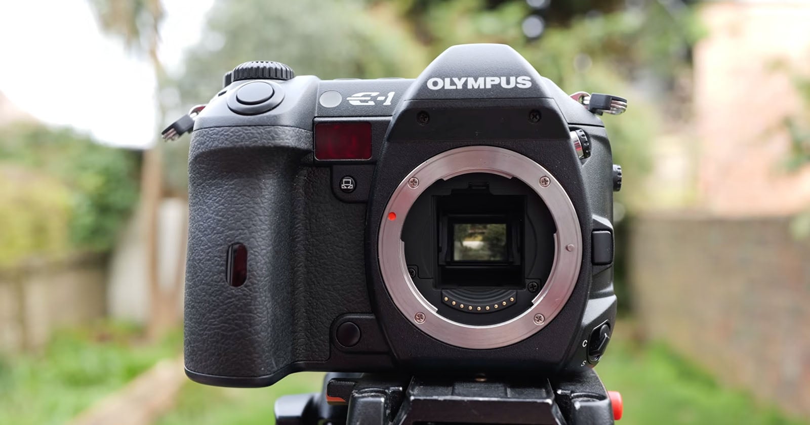 Test: De allereerste Four Thirds-DSLR, 23 jaar na lancering