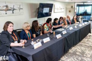 Vrouwen in Hi-Fi in Florida 2026