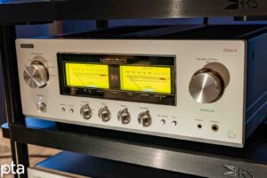 Luxman L-100 Centennial Geïntegreerde Versterker – AXPONA 2026