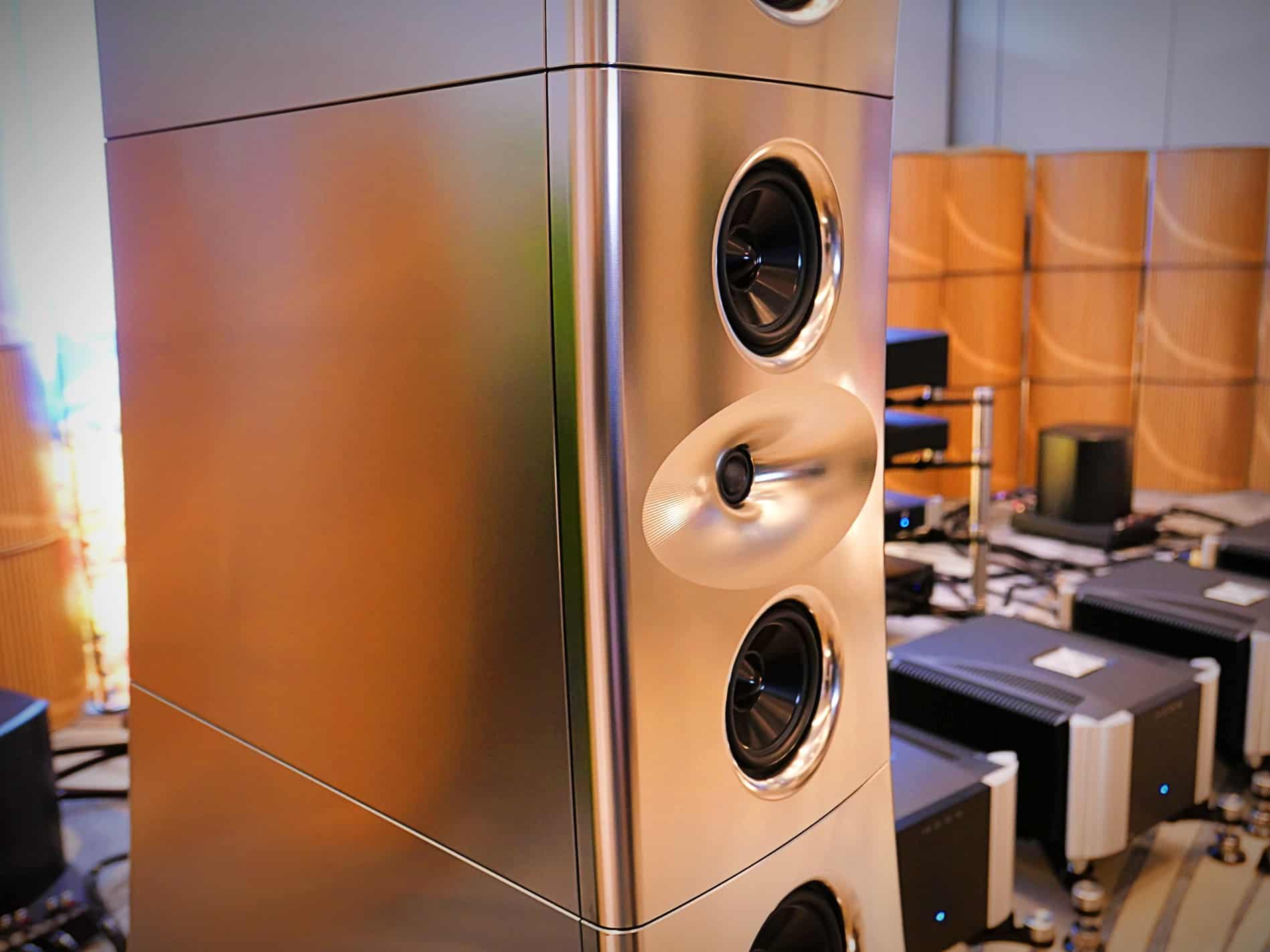 YG Acoustics Titan en het grootste audiosysteem op AXPONA | AXPONA 2026