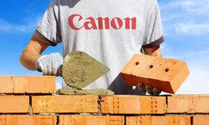 Ik ben fundamenteel tegen het bouwen van een muur tussen de V-serie en de C-serie camera’s van Canon
