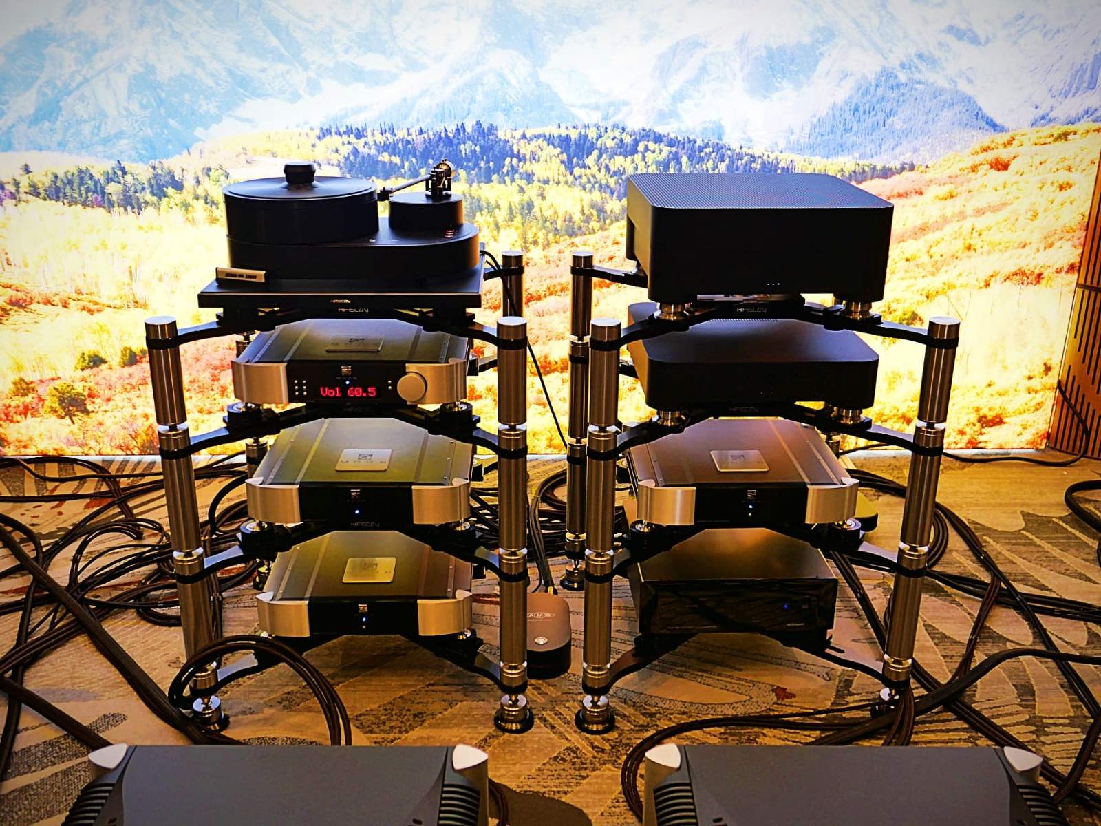 yg acoustics titan
