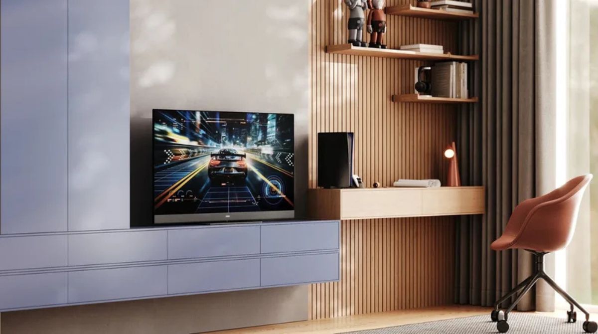 TV Loewe We SEE LCD dans une chambre