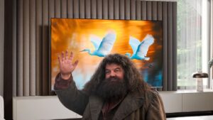 Sharp stapt over van Google TV naar Titan OS: de strijd tussen Smart TV-interfaces laait op