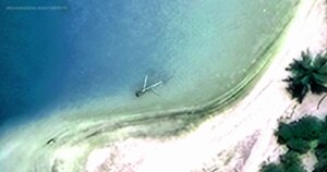 Is het Amelia Earharts vliegtuig of een kokosboom? Nieuwe Expeditie Zoekt de Waarheid