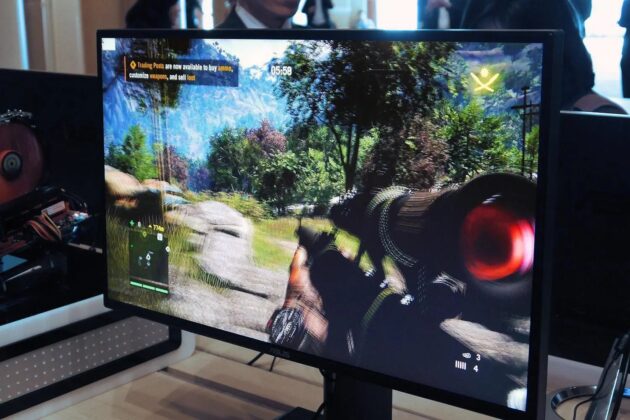 High-tech base de données : Fréquence affichage écrans - image floue FPS