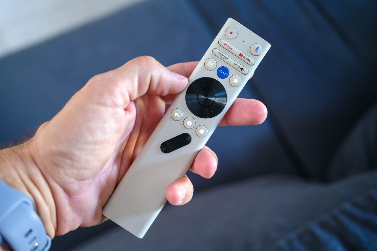 XGIMI Elfin Flip 4K telecommande