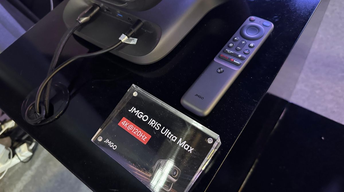 télécommande du JMGO IRIS Ultra Max