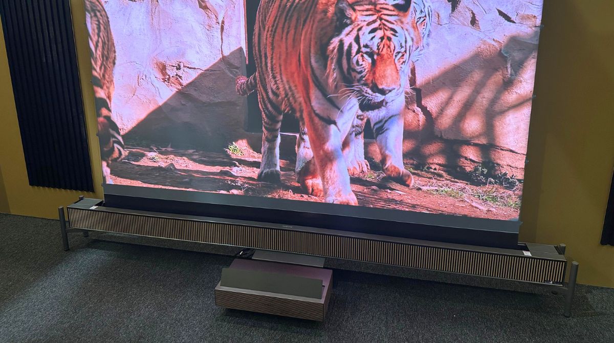 XGIMI AURA 3 Max