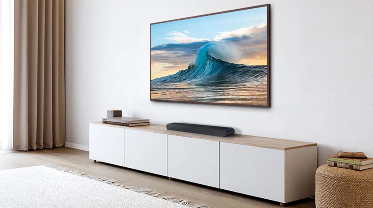 barre de son Samsung HW-S66D sur un meuble TV