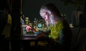 Apple onthult zijn eerste MacBook Pro met touchscreen OLED-scherm