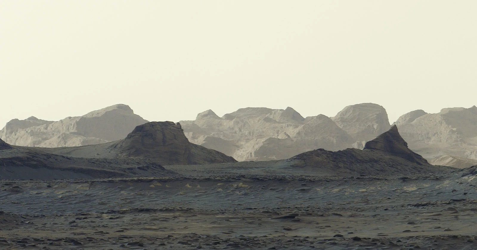Curiosity-rover maakt weer een prachtige foto: Een berg op Mars bij zonsopgang